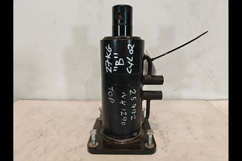 salg af Ballecylinder New Holland 1290