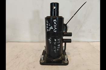 salg af Ballecylinder New Holland 1290