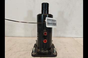 salg af Ballecylinder New Holland 1290