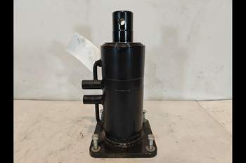 salg af Ballecylinder New Holland 1290