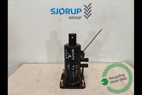 salg af Ballecylinder New Holland 1290