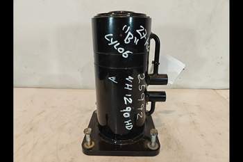 salg af Ballecylinder New Holland 1290