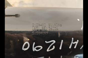 salg af Ballecylinder New Holland 1290