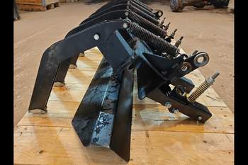 salg af Garnstrammer New Holland 1290