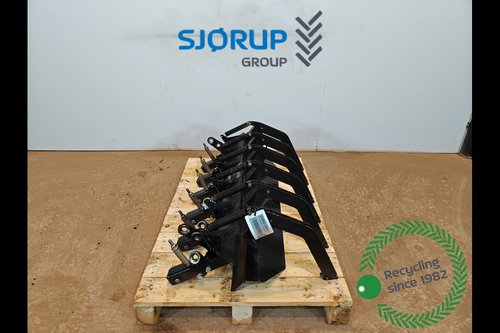 salg af Garnstrammer New Holland 1290