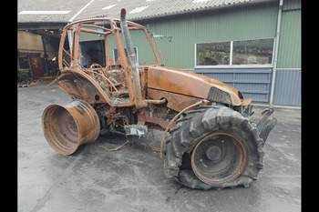 salg af Deutz-Fahr Agrotron 135 traktor