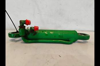 salg af Affjedringscylinder John Deere 6920