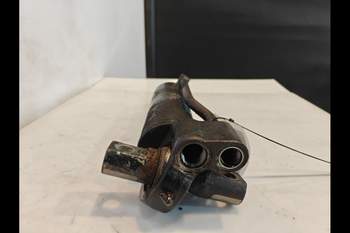 salg af Affjedringscylinder Case Magnum 335