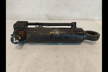 salg af Affjedringscylinder Case Magnum 335