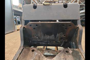 salg af Frontlift Case Magnum 335