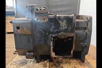 salg af Gearkasse Case Magnum 335