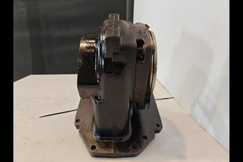 salg af Gearkasse Case Magnum 335 Del