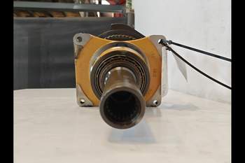 salg af PTO Case Magnum 335 Del
