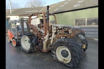 salg af Case Maxxum 145 traktor