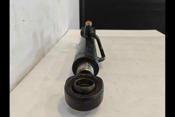 salg af Case Maxxum 145  Hydraulic Cylinder