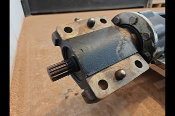 salg af Case Maxxum 145  Suspension support