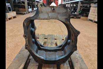 salg af Case Maxxum 145  Transmission Housing