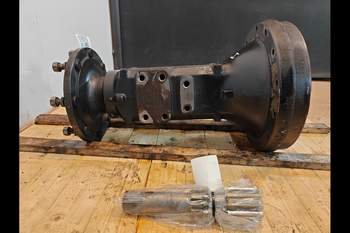 salg af Case Maxxum 145 RIGHT Rear Half Axle