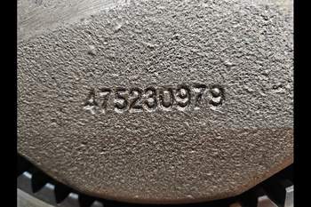 salg af Case Maxxum 145 LEFT Rear Half Axle