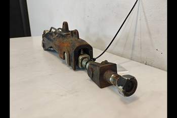 salg af Case Maxxum 145 RIGHT Lift stabilizer