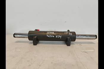 salg af Styrecylinder Valtra N174