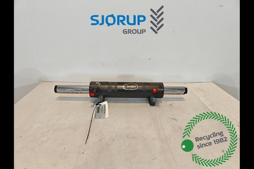 salg af Styrecylinder Valtra N174