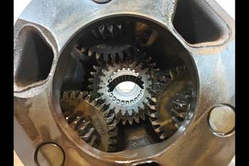 salg af Gearkasse Valtra N174
