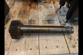 salg af Gearkasse Valtra N174