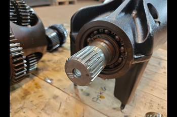 salg af Gearkasse Valtra N174