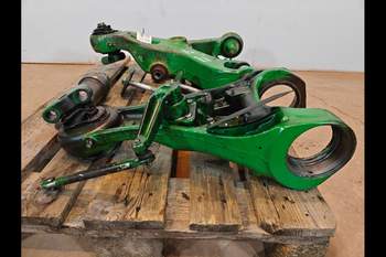 salg af John Deere 8400R  Suspension support
