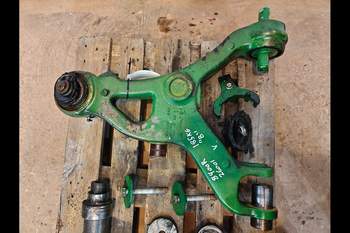 salg af John Deere 8400R  Suspension support