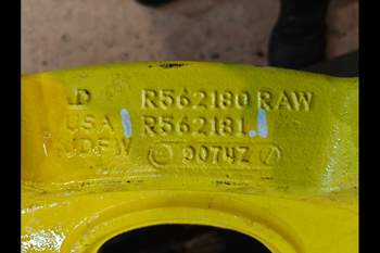 salg af John Deere 8400R RIGHT Rear wheelhub (Amercian type)
