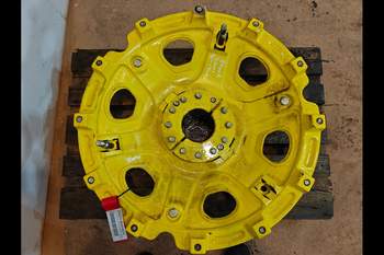 salg af John Deere 8400R LEFT Rear wheelhub (Amercian type)