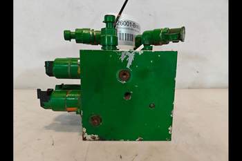 salg af John Deere 8400R  Hydraulic brake valve