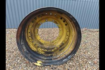 salg af John Deere 8400R RIGHT Front Rim