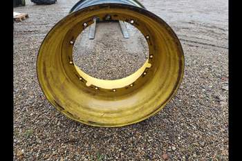 salg af John Deere 8400R RIGHT Rim ring, Rear