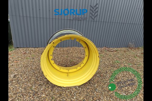 salg af John Deere 8400R RIGHT Rim ring, Rear