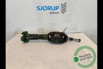 John Deere 8400R LEFT Front Axle, Articulated shaft