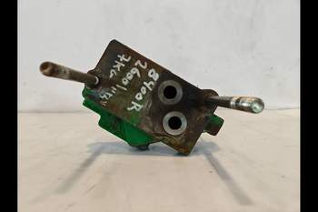 salg af John Deere 8400R  Hydraulic Valve support