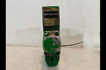 salg af John Deere 8400R  Remote control valve