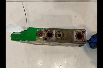 salg af John Deere 8400R  Remote control valve