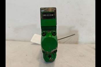 salg af John Deere 8400R  Remote control valve