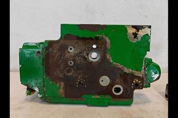 salg af John Deere 8400R  Remote control valve