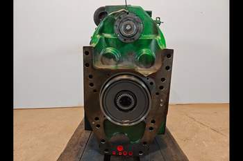 salg af John Deere 8400R  Transmission