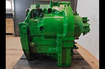 salg af John Deere 8400R  Transmission