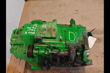 salg af John Deere 8400R  Transmission