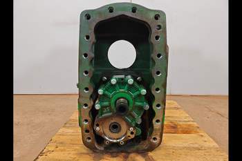 salg af John Deere 8400R  Transmission