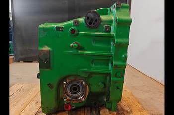 salg af John Deere 8400R  Transmission