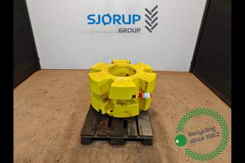 John Deere 8400R  Wheel weight