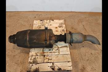 salg af John Deere 8400R  Exhaust system catalyst